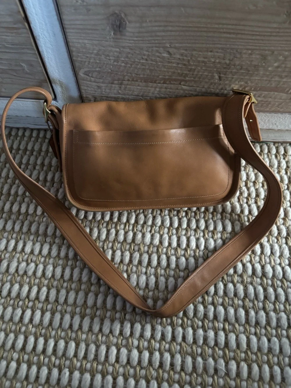 Vintage Coach Legacy Field Bag (Model 9128) - Picture 4 of 13